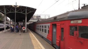 Электропоезд ЭР2Т-7182 станция Москва-Пассажирская-Смоленская