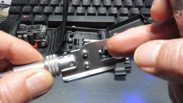 Leatherman BOND with Tool Adapter (V1 & V2) and Removal Bit Driver смотреть онлайн