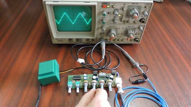 EP0182 8038 Function Generator смотреть онлайн