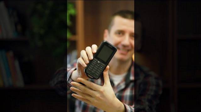 Watch what happen when I set an alarm on my phone #shorts смотреть онлайн