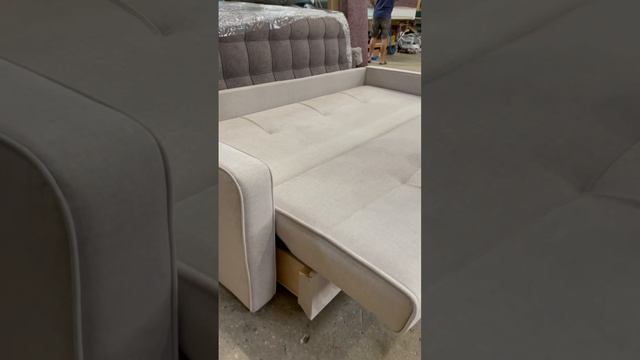 Диван книжка Оникс New. Не нужно отодвигать от стены смотреть онлайн