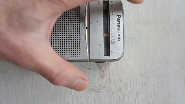 Радиоприемник Panasonic RF-P50 смотреть онлайн