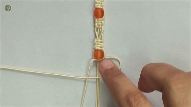 DIY Switch Square Knot Macrame Bracelet With Beads | Macrame Bracelet Tutorial смотреть онлайн