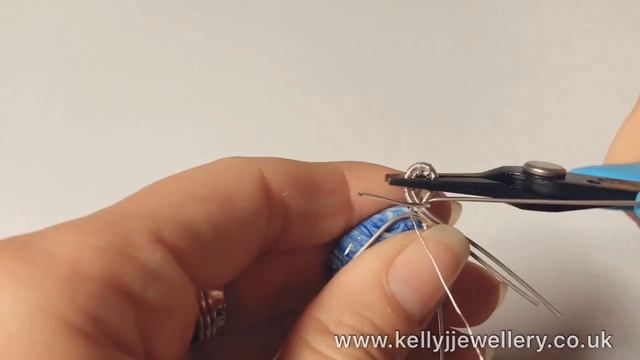 Wire wrap tutorial ‘Promise’ pendant by Kelly Jones смотреть онлайн