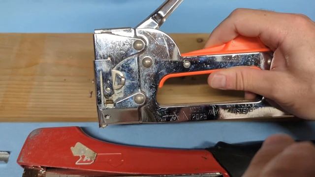 HOW TO LOAD AND OPERATE THE ARROW T2025 STAPLE GUN AND HT50I HAMMER STAPLER