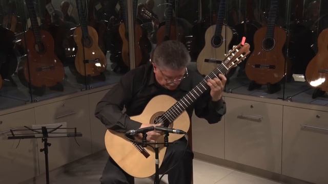 Eduardo Castañera - Agustín Barrios Mangoré смотреть онлайн