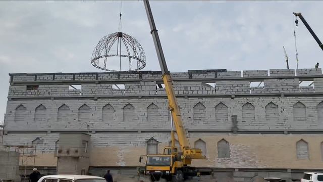Монтаж купола , автокраном XCMG 65 тонн смотреть онлайн