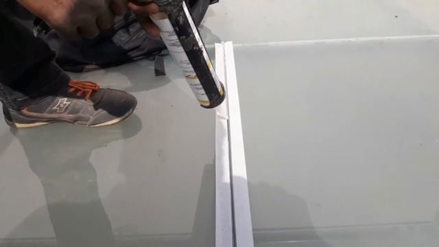 glass joint me silicon lagane ka tarika how to fill silicone by building construction sanjay pore смотреть онлайн