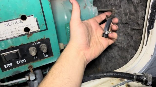 ONAN generator trouble shooting on 1978 Chevy RV смотреть онлайн