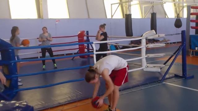 Женский бокс Female Boxing