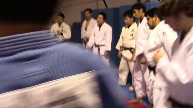 Tokai Univ Judo Sensei Yasutaka Ohkawa teaching Tai Otoshi at Washington Judo Club смотреть онлайн