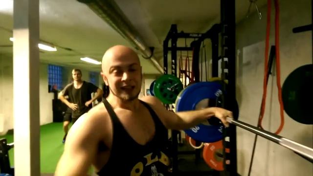 BESTRONG powerlifting - just another day in the office смотреть онлайн