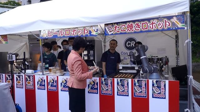 Tokyo Gov. Yuriko Koike at Tokyo Robot Collection (part 2 of 2) [RAW VIDEO] смотреть онлайн