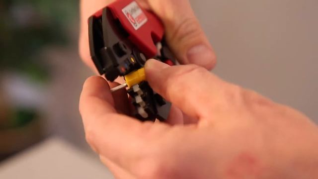 Elpress crimping of pre-insulated pin terminal with hand tool GSA0760C смотреть онлайн
