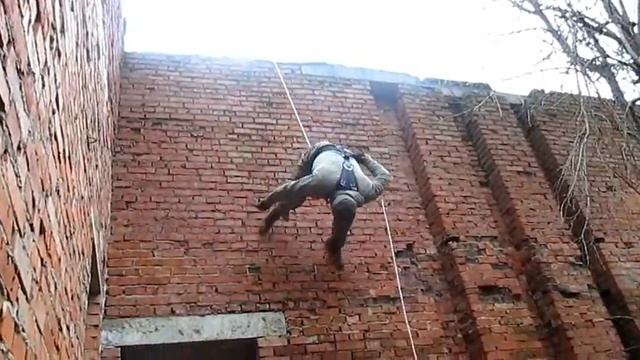 Штурмовой альпинизм. Мои первые неуклюжие попытки)))) смотреть онлайн