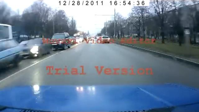 Приора прет в лоб по встречке смотреть онлайн