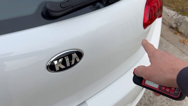 KIA Ceed 2017 1.6AT белый хэтчбек