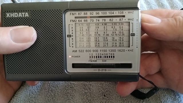 XHDATA D-219 VS #TECSUN R9012