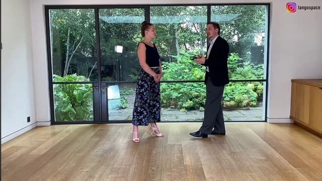 Уроки танцев - Объятия в танго: поднимите свой танец на новый уровень с помощью 3х стилей объятий (и смотреть онлайн