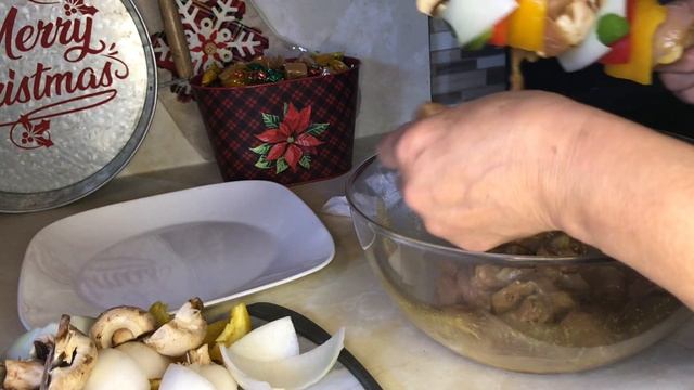 Brochetas de pollo | Chicken Skewers |Cocinando con Yolanda смотреть онлайн