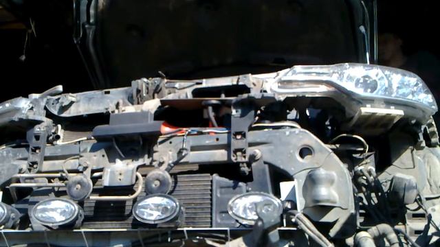 C-Crosser_штатный + Hella трехрожковый с компрессором 12V смотреть онлайн