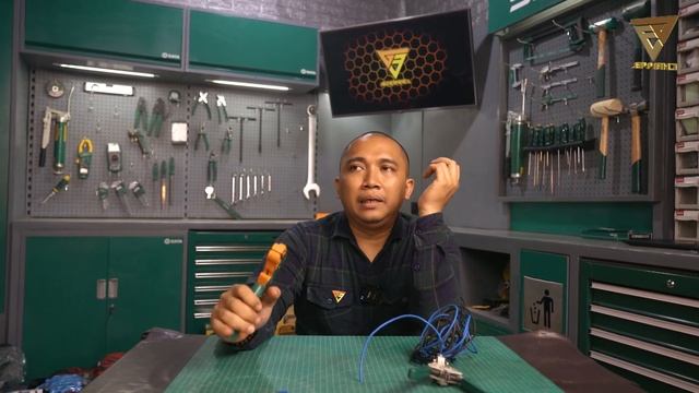GA PAKE RIBET LAGI KALO KUPAS KABEL!! SATA CUTTER STRIPPER 91108 - 91212 смотреть онлайн