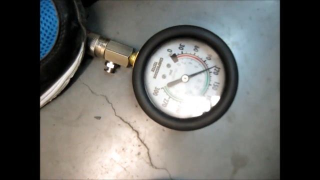 JONSERED CS 2137 By Husqvarna, Measure The Compression Of The New Piston Group
