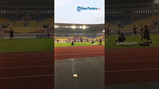 🔴Live Jeonbuk Hyundai Motors FC Official Training di Stadion Manahan Solo смотреть онлайн
