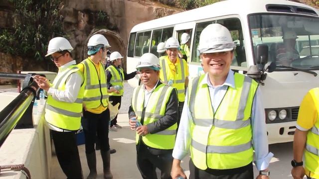 H.E. Ambassador of the Royal Thai Embassy and EGATi visit Nam Ngiep 1 Hydropower Project смотреть онлайн