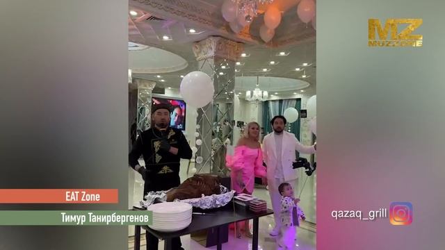 Qazaq Grill на Muzzone #1 Этно-фуд в Казахстане, легендарные запеченные барашки - часть 1 смотреть онлайн
