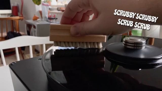 Okki Nokki One record cleaning machine смотреть онлайн