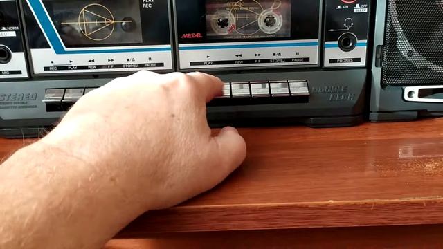 Магнитола Lasonic L.30K смотреть онлайн