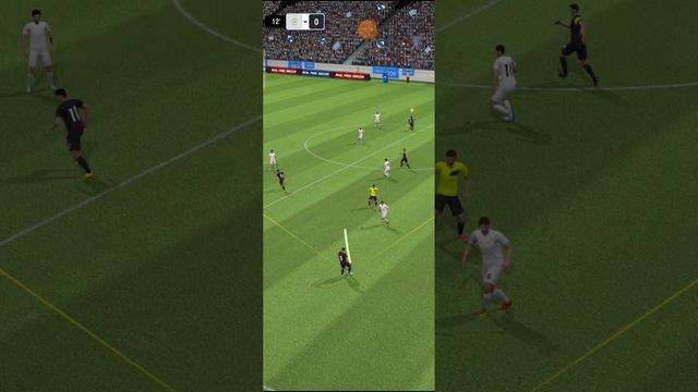 Играю в Soccer Star смотреть онлайн