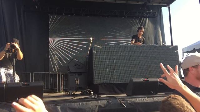 Brandon Flowers - I Can Change (Michael Brun Remix) [live Billboard Hot 100 Fest] смотреть онлайн