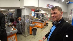 ТУХЛЫЙ ВЕРНЫЙ, «ОСКОРБЛЕНИЕ» ЧУВСТВ ПАРАШНИКОВ И ТУПАЯ НЕДОДИРЕКТОР.