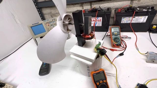 Simple but strong beginner pulse motor pt 3 bedini circuit with cap dump смотреть онлайн