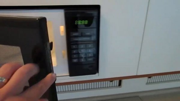 Sea Ray 310 Sundancer inspection 5