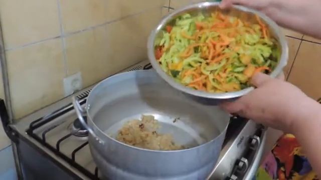 Салат из молодой фасоли смотреть онлайн