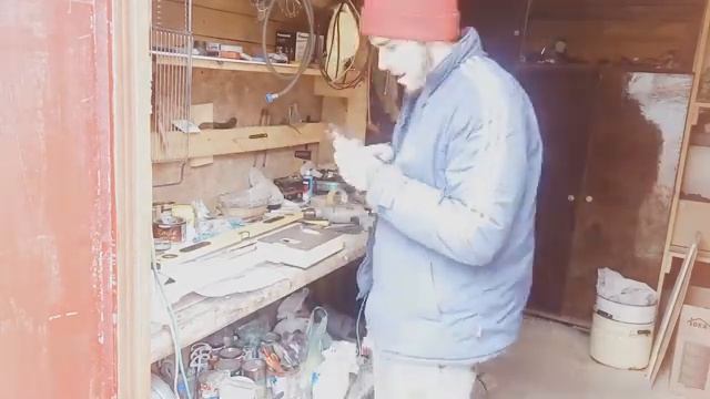 Самодельная гитара из сигарной коробки Homemade cigarbox guitar DIY смотреть онлайн