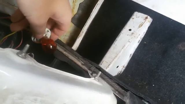 Если плохой контакт поворотника (универсальное решение для любого авто) смотреть онлайн