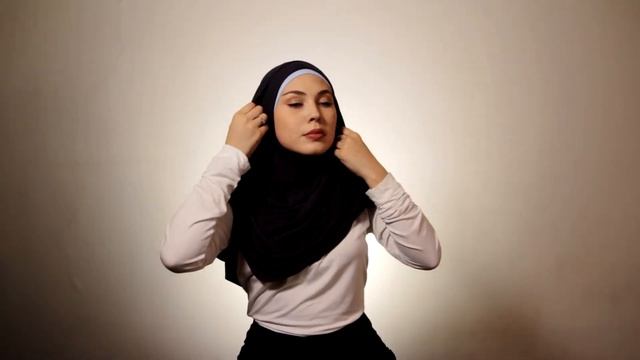 Готовый хиджаб быстро: KHIMAR KALTHUM - #11 модель коллекции "2019 Готовый хиджаб MUSLIMAMIX" смотреть онлайн