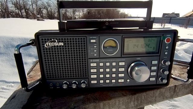 Слушаем радиолюбителей, Tecsun S-2000 на улице на телескопическую антенну 15.03.24. смотреть онлайн