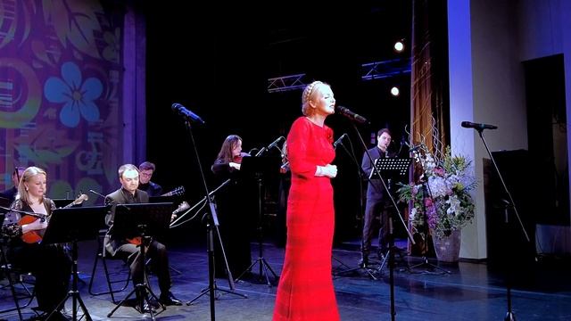 "Сыпь, тальянка" (Г.Пономаренко - С.Есенин) смотреть онлайн