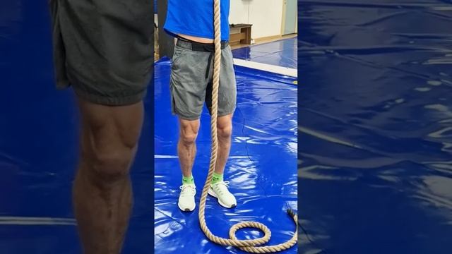 Техника преодоления каната #ocr #ocrrussia #гонкаспрепятствиями #канат #шортс смотреть онлайн