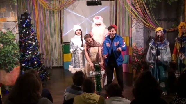 Новогодний спектакль "Золушка" смотреть онлайн