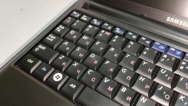 Нетбук Samsung N130 смотреть онлайн