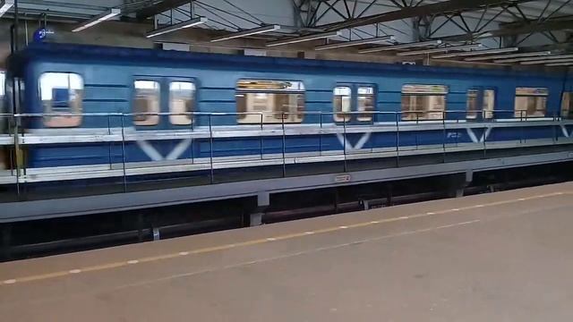 Вагон дверь окно закрытое! смотреть онлайн