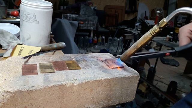 нож на розыгрыш смотреть онлайн