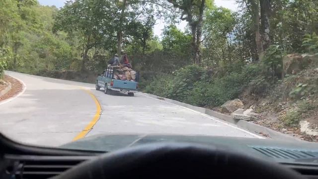 DROGATO VIVE 8 MESI IN DISCARICA || GIRO DEL MONDO IN PANDA 4X4 смотреть онлайн