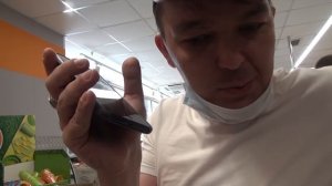 Мусор быкует в тухлом Дикси, устал и быковать перестал...